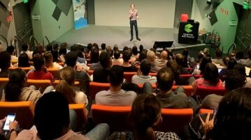 Entrevista com o especialista em Marketing Digital Almir Rizzatto Almir Rizzatto