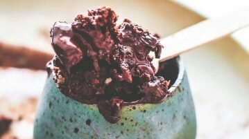 Receita: Petit gateau vegano de chocolate, canela e pimenta petit gateau vegano